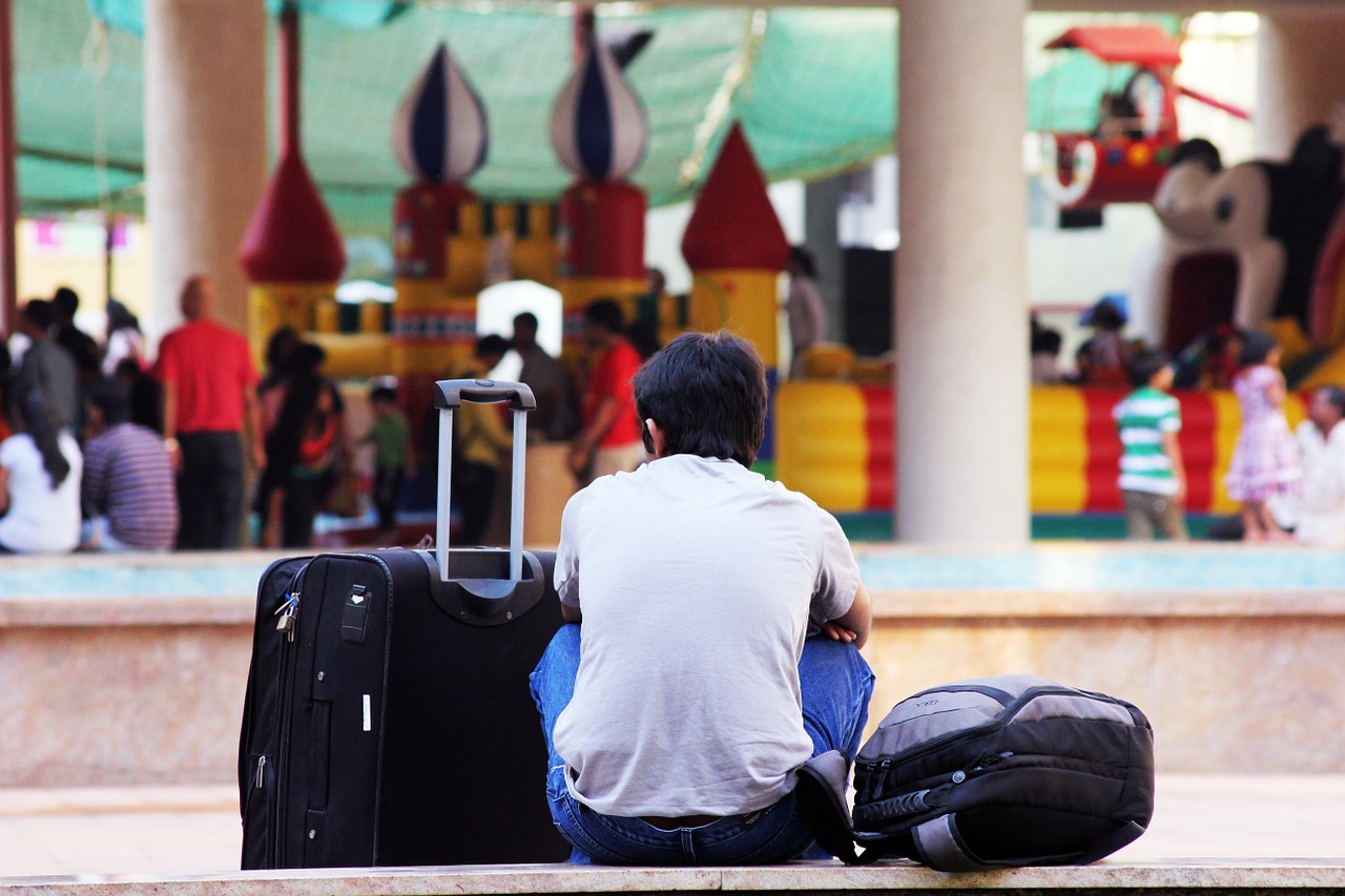 Buy Trolley bags in Dubai